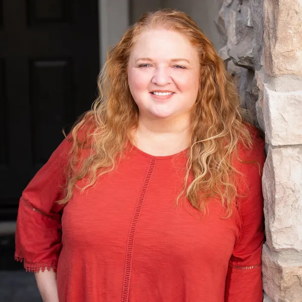 Lisa Giles, Temecula mortgage broker